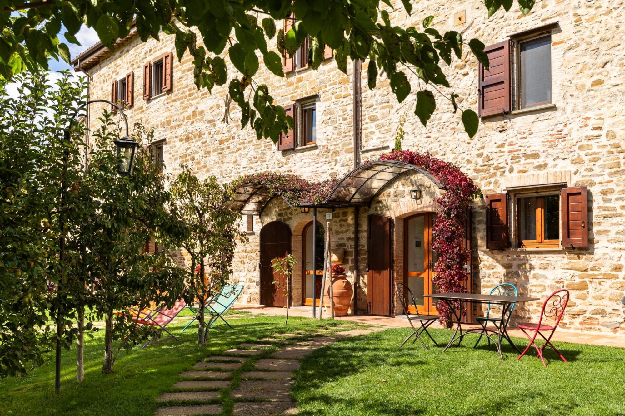 Agriturismo I Gelsi Di Santa Cristina Gubbio Exterior foto