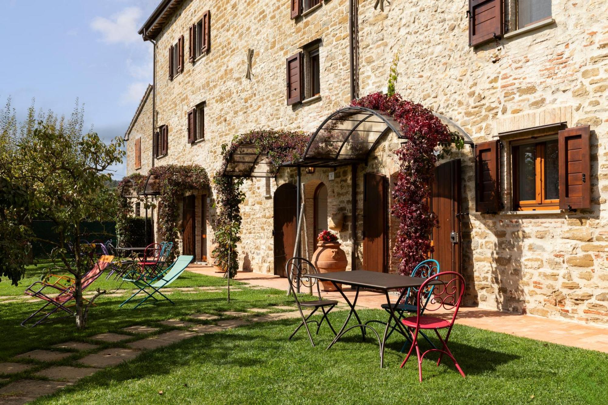 Agriturismo I Gelsi Di Santa Cristina Gubbio Exterior foto